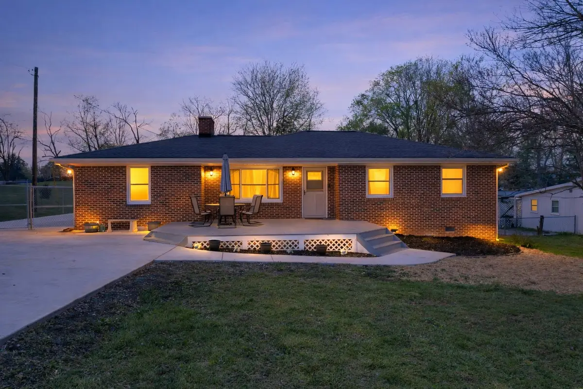 115 Franklin St, McMinnville, TN 37110 - #1