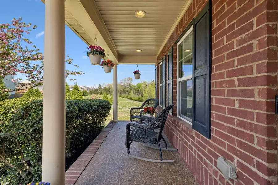 603 Stonebridge Ln, Mount Juliet, TN 37122 - #2