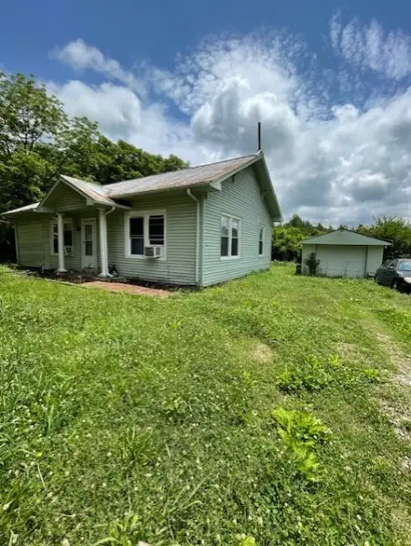 2034 Tennessee St, Westpoint, TN 38486 - #2