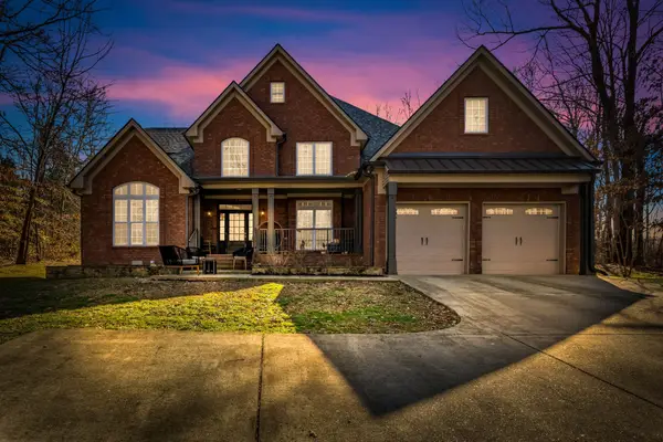 208 Scenic Dr, Dickson, TN 37055