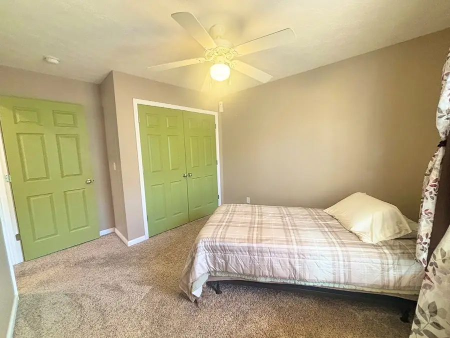 107 Saddlebrook Ct, Hopkinsville, KY 42240 - #3