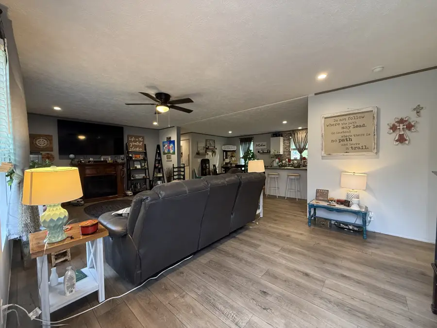 1417 Coolidge Rd, Lafayette, TN 37083 - #3