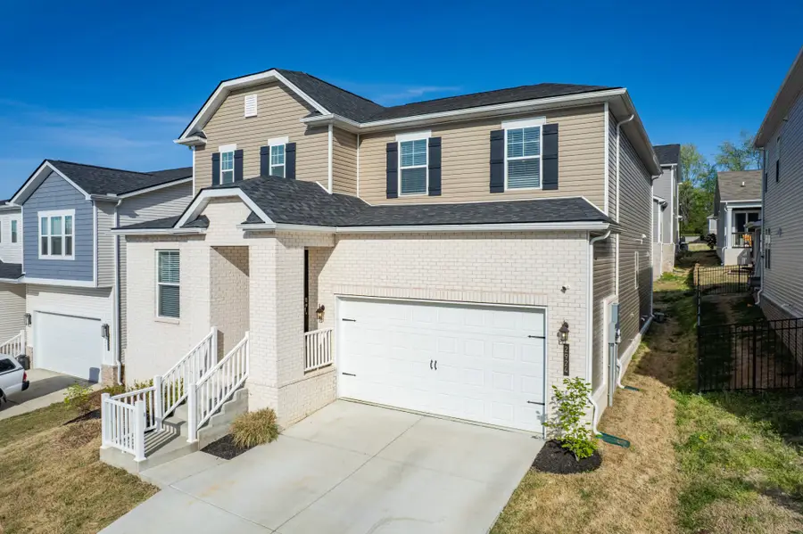 2924 Windstone Trl, Columbia, TN 38401 - #3