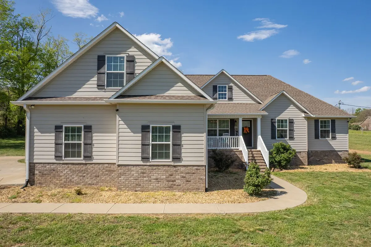 3036 Valley Creek Rd, Culleoka, TN 38451 - #1