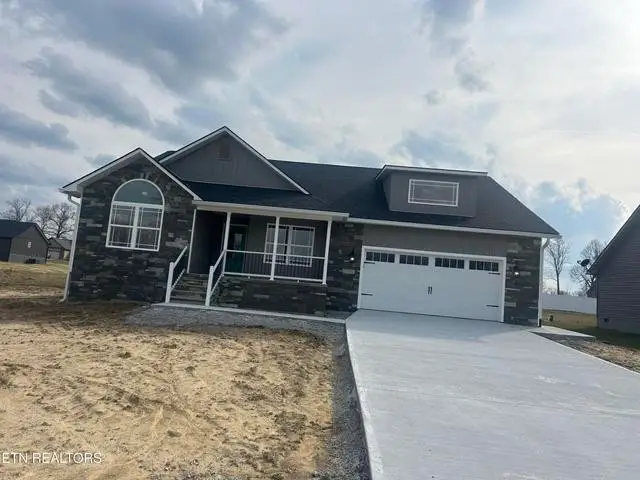 815 Colby Cir, Crossville, TN 38571 - #1