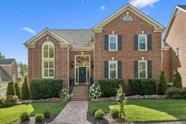 203 Kensington Park, Nashville, TN 37215