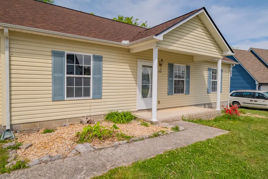 132 Stonefield Cir, Shelbyville, TN 37160 - #2