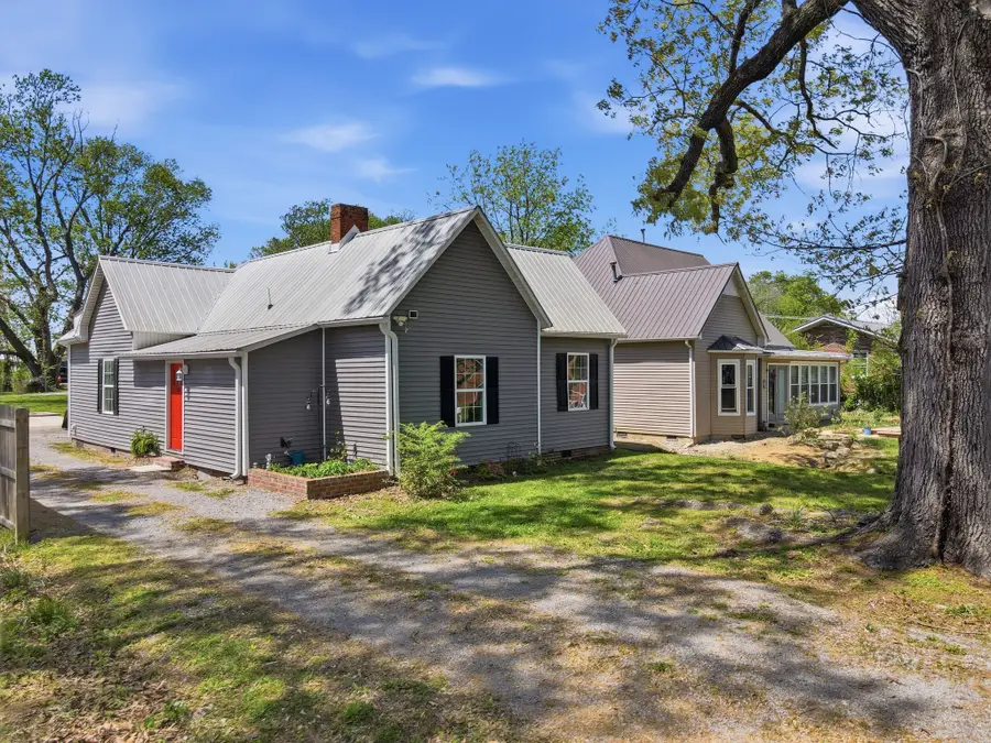 214 S Polk St, Tullahoma, TN 37388 - #2