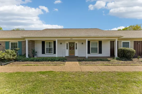 1044 Todd Preis Dr, Nashville, TN 37221