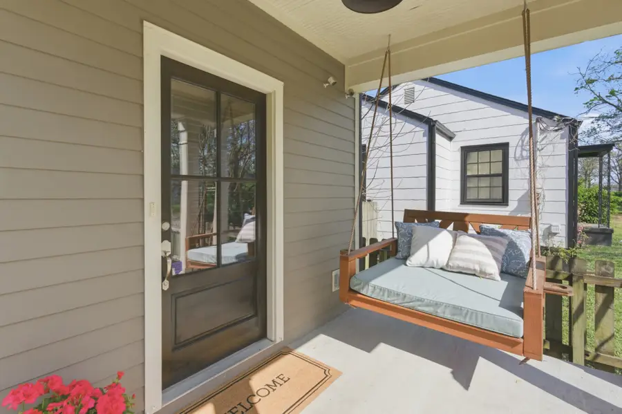 1100B Matthews Pl, Nashville, TN 37206 - #2