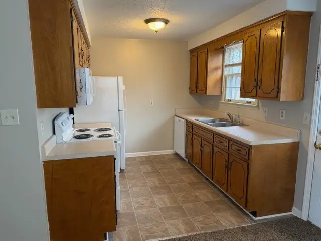 722 Shelton Cir, Clarksville, TN 37042 - #3