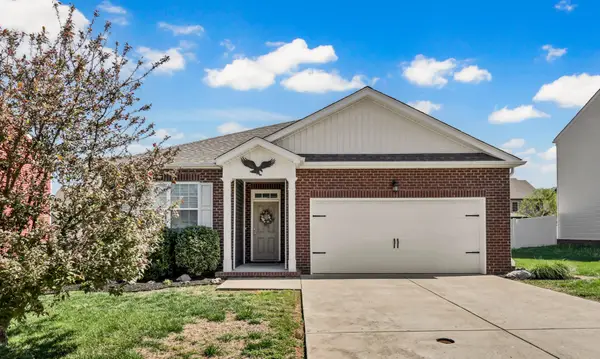 257 Autumn Terrace Ln, Clarksville, TN 37040