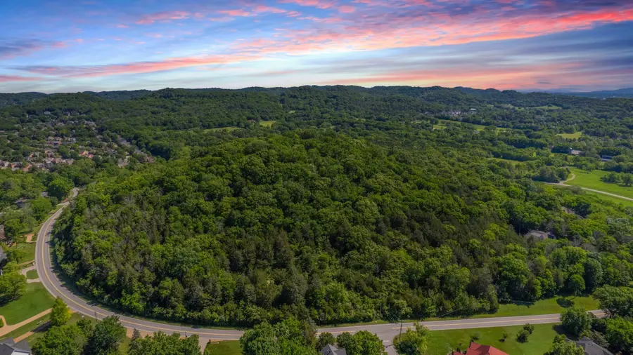 244 Spencer Creek Rd, Franklin, TN 37069 - #2