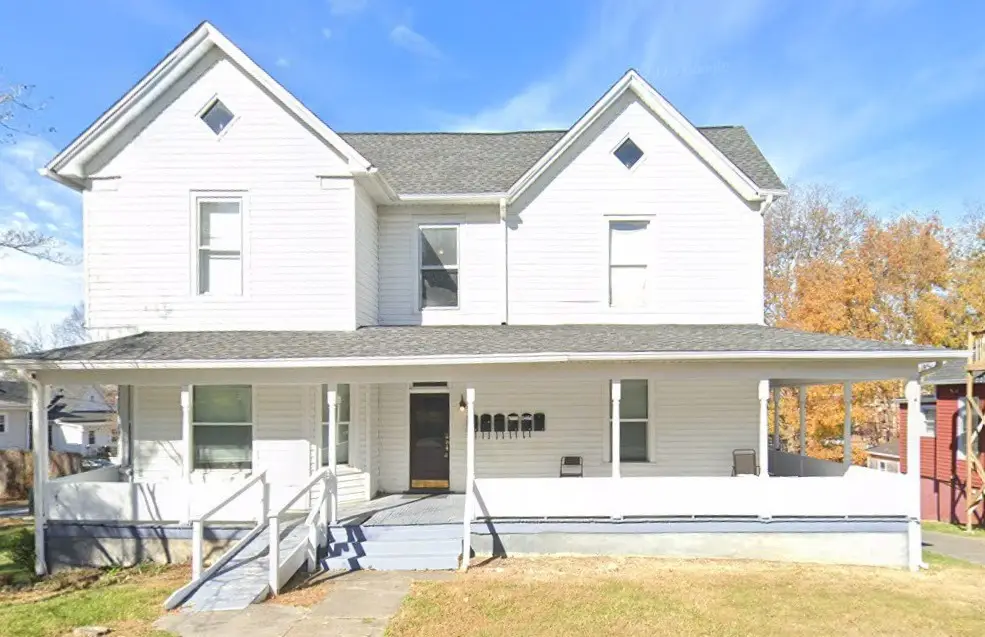 210 W Locust St, Johnson City, TN 37604 - #1