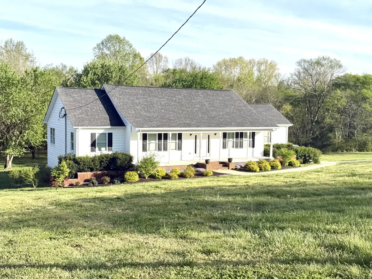 1909 Pointe Barton Dr, Lebanon, TN 37087 - #1