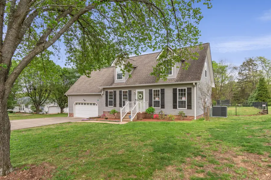 91 Oak Valley Dr, Spring Hill, TN 37174 - #2