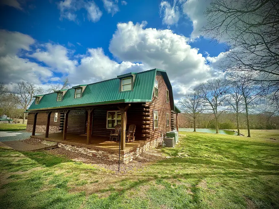 94 Oxford Rd, Holladay, TN 38341 - #2