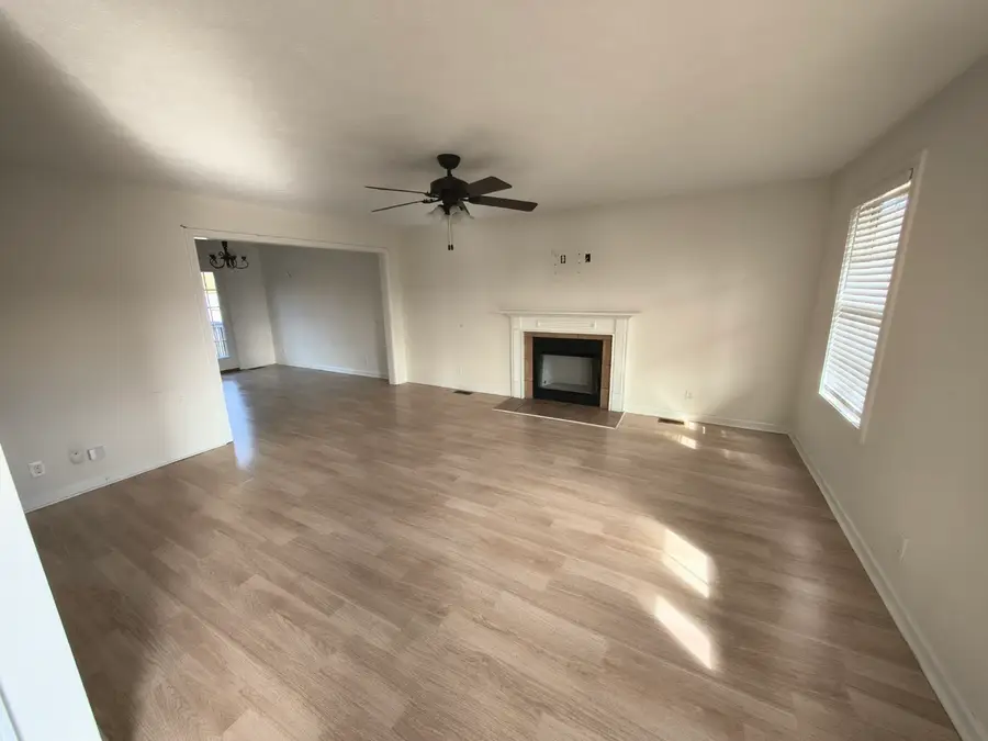 1216 Freedom Dr, Clarksville, TN 37042 - #2