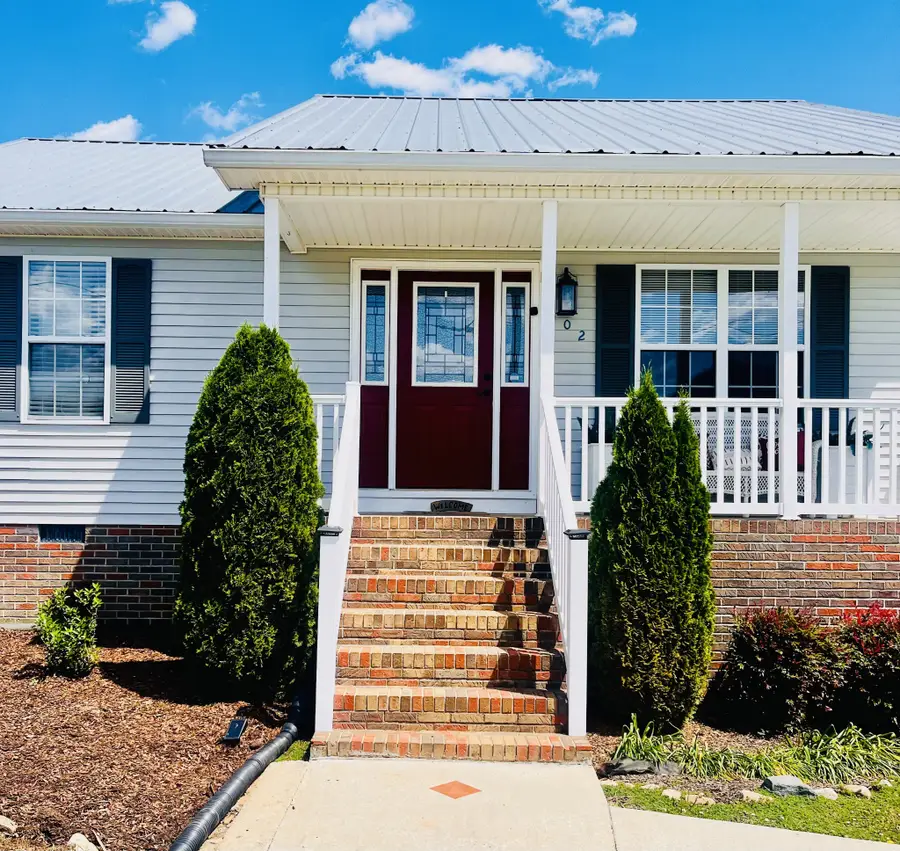 202 Allendale Blvd, McMinnville, TN 37110 - #2