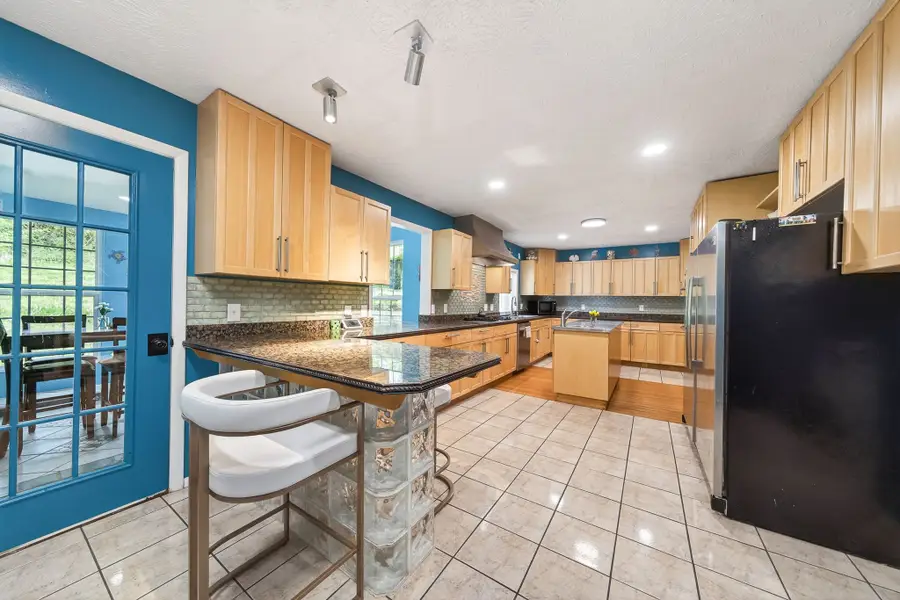 1360 Charles St, Cookeville, TN 38506 - #3