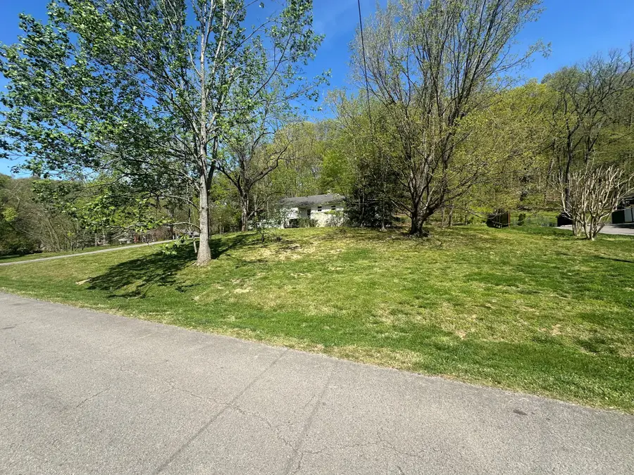 1012 Norfleet Dr, Nashville, TN 37220 - #2