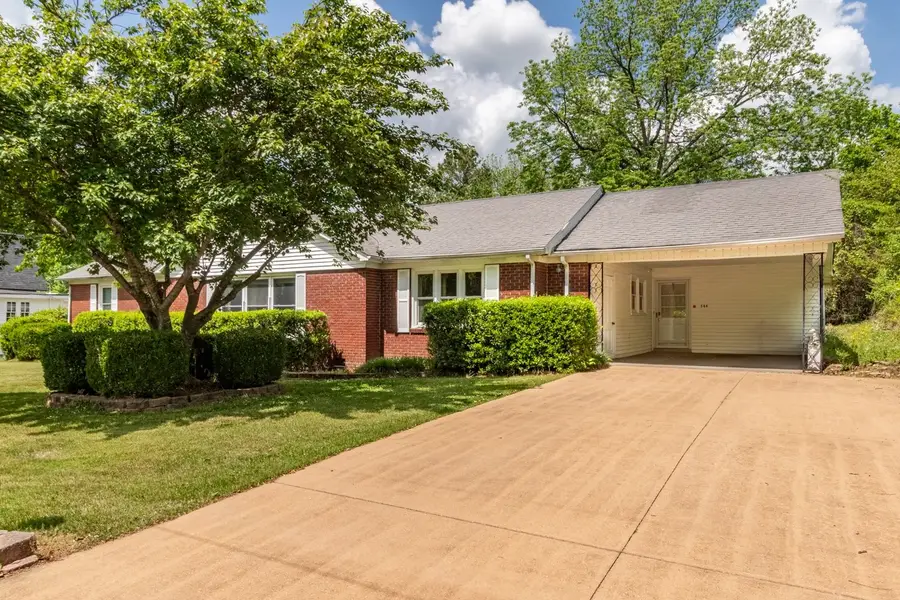 544 E Madison St, Pulaski, TN 38478 - #3