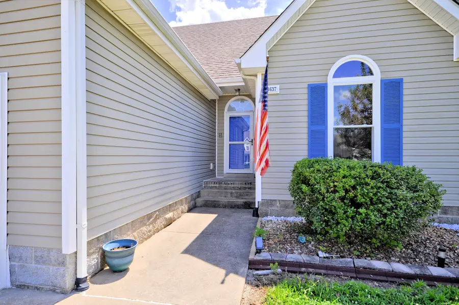 3637 Aurora Dr, Clarksville, TN 37040 - #3