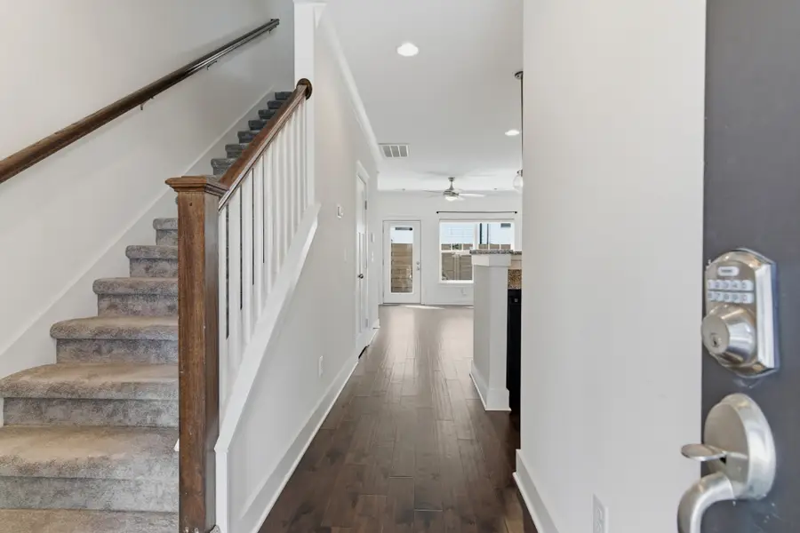 212 W Mill Dr, Nashville, TN 37209 - #3