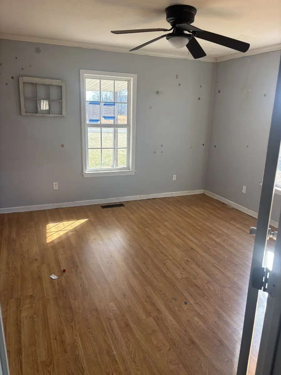 2075 Akersville Rd, Lafayette, TN 37083 - #3