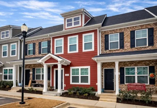 147 Addi St, Pleasant View, TN 37146