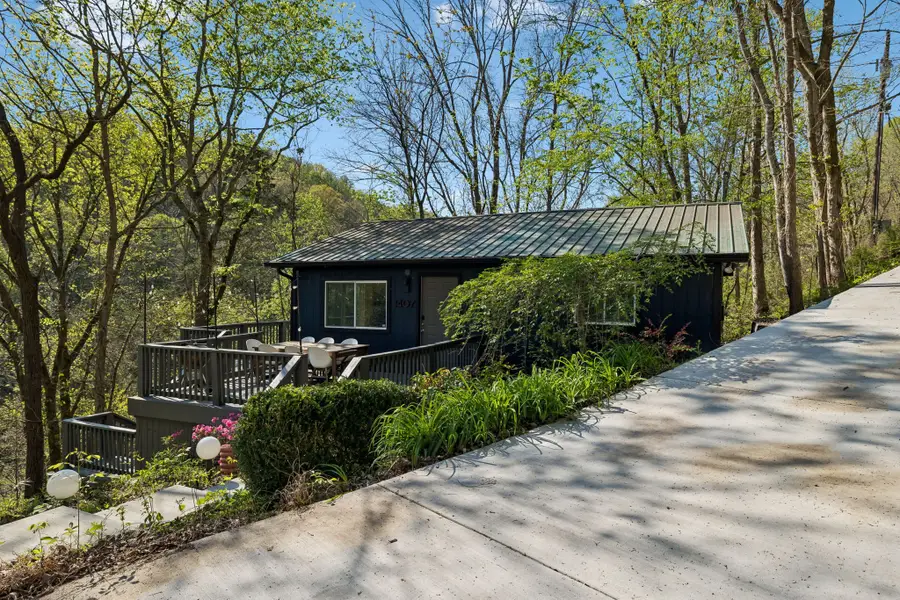 1407 Lakeside Dr, Smithville, TN 37166 - #3