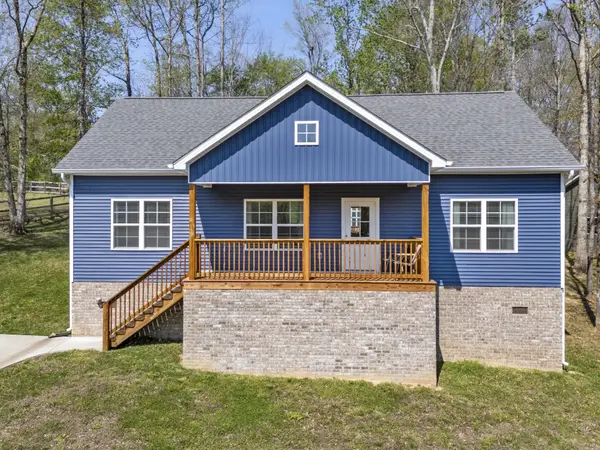 521 Lewis Ln, Charlotte, TN 37036