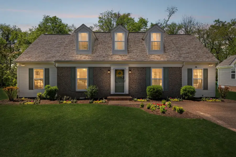 1321 Branchside Ct, Thompsons Station, TN 37179 - #2