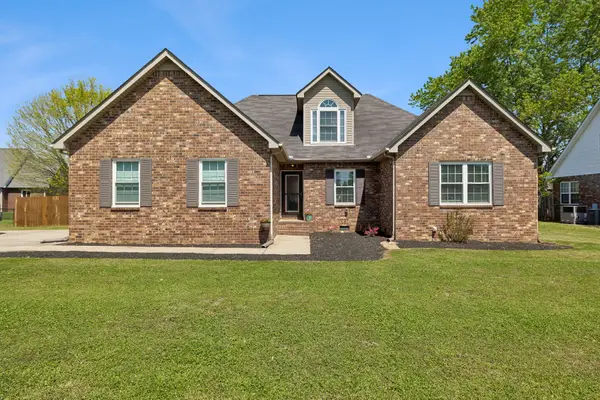 1928 Pennington Dr, Murfreesboro, TN 37129