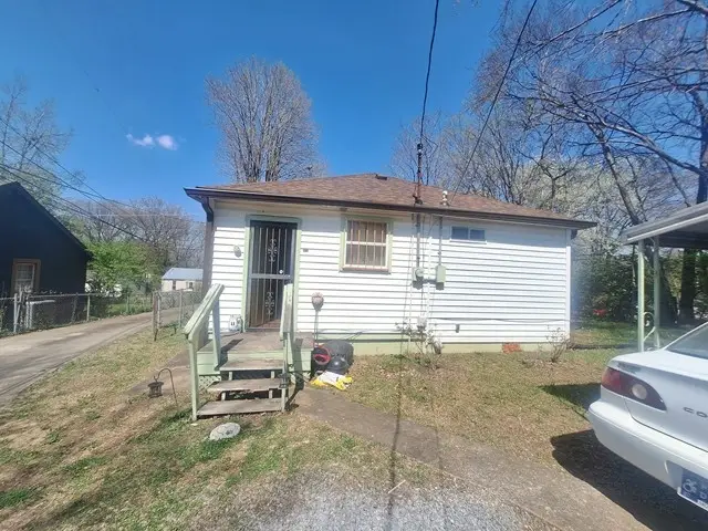 1252 Daniel St, Clarksville, TN 37040 - #3