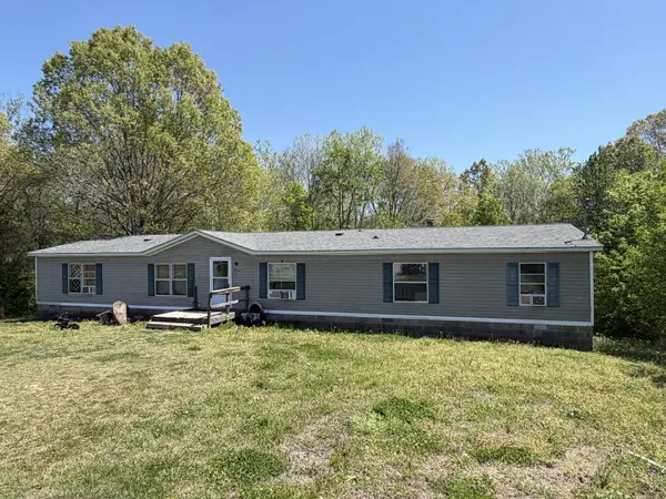 201 Lakeshore Dr, Oakfield, TN 38362