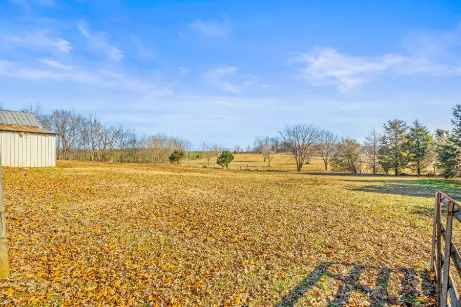 6041 Mcdaniels Rd, Springfield, TN 37172 - #2