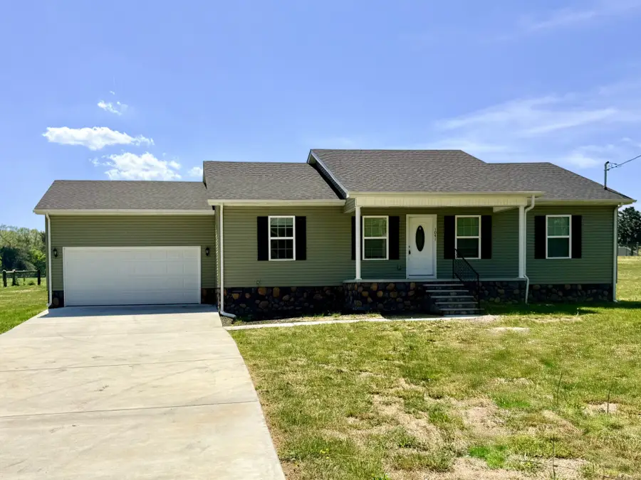 1041 Hurricane Rd, Tullahoma, TN 37388 - #2