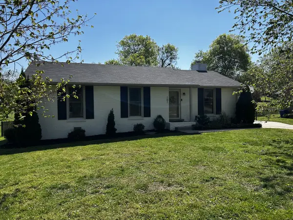 101 Forest View Dr, Hendersonville, TN 37075