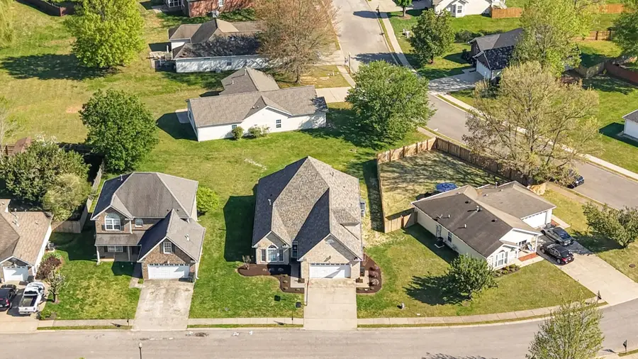 1415 Harrington Dr, Gallatin, TN 37066 - #3