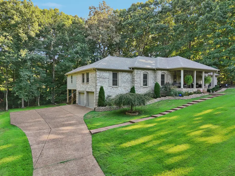 106 Dogwood Ct, Dickson, TN 37055 - #2