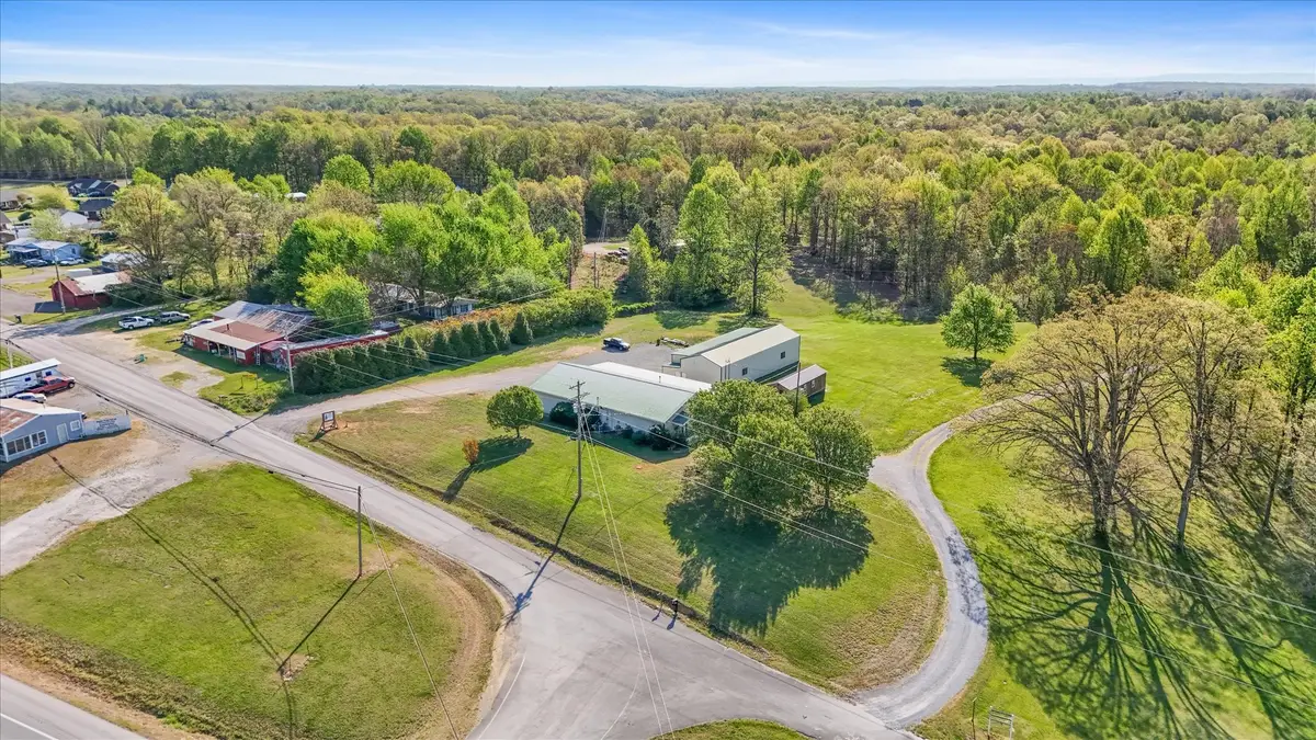 951 Pelham Rd, Woodbury, TN 37190 - #1