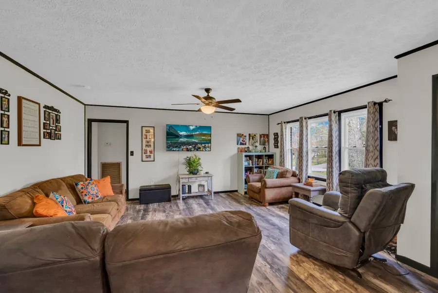 196 Malver Dr, Crossville, TN 38555 - #3