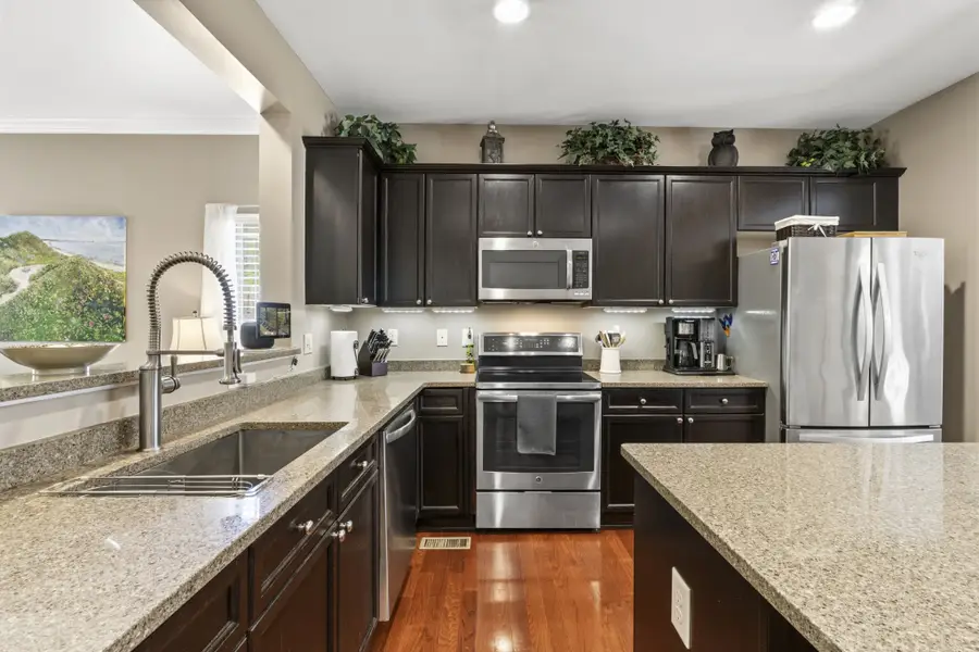 1027 Woodbury Falls Dr, Nashville, TN 37221 - #3