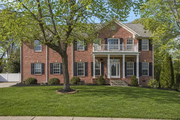 1060 Auldridge Dr S, Spring Hill, TN 37174