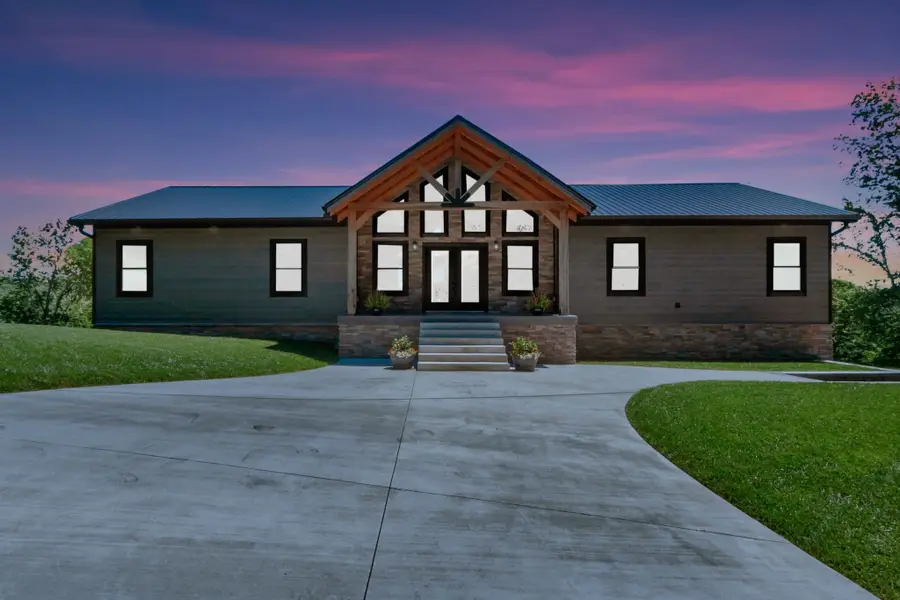 1055 Hunters Landing Ln, Smithville, TN 37166 - #2