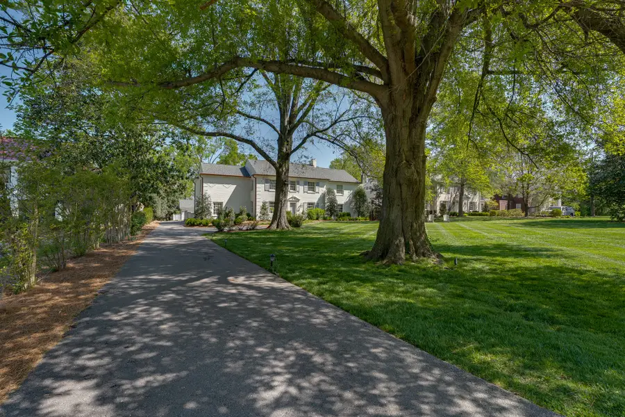 2312 Hampton Ave, Nashville, TN 37215 - #3