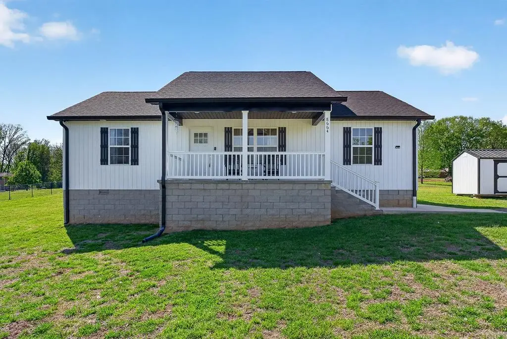8664 Old Kentucky Rd, Sparta, TN 38583 - #1