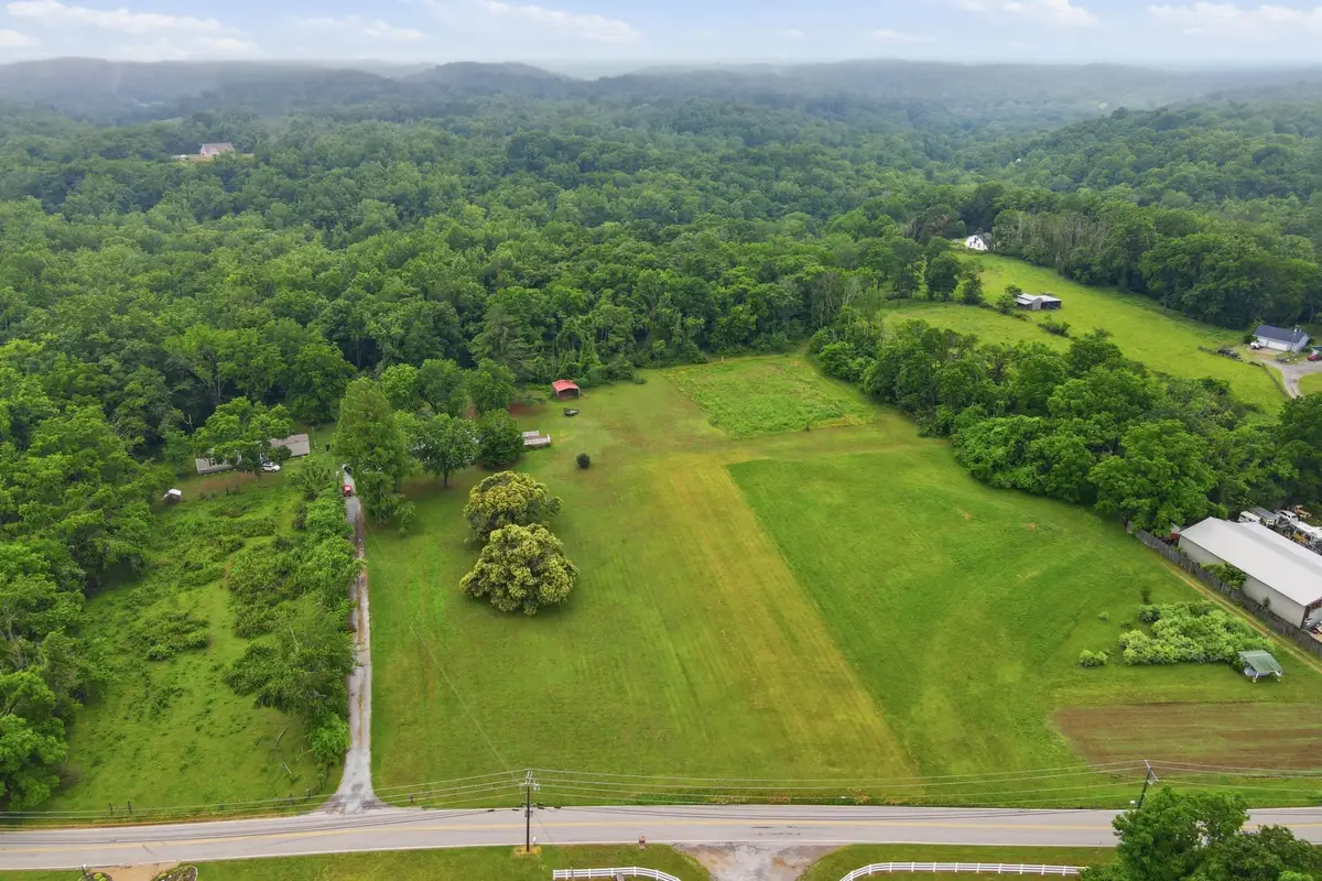 1411 Union Hill Rd, Goodlettsville, TN 37072 - #1