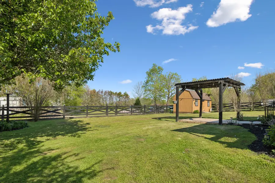 2318 Huckaby Rd, Columbia, TN 38401 - #2